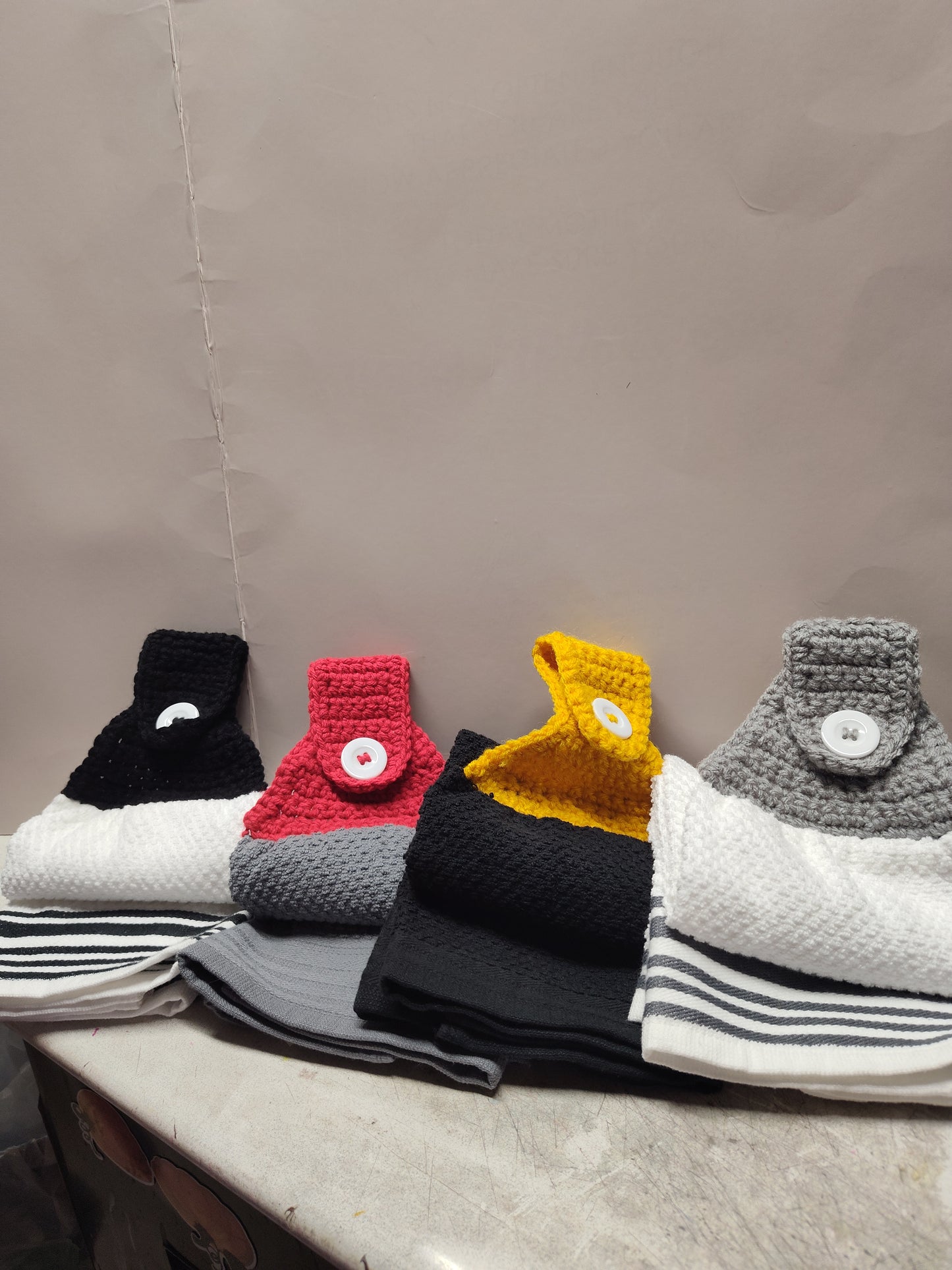 Kitchen hand towels (set of 4)